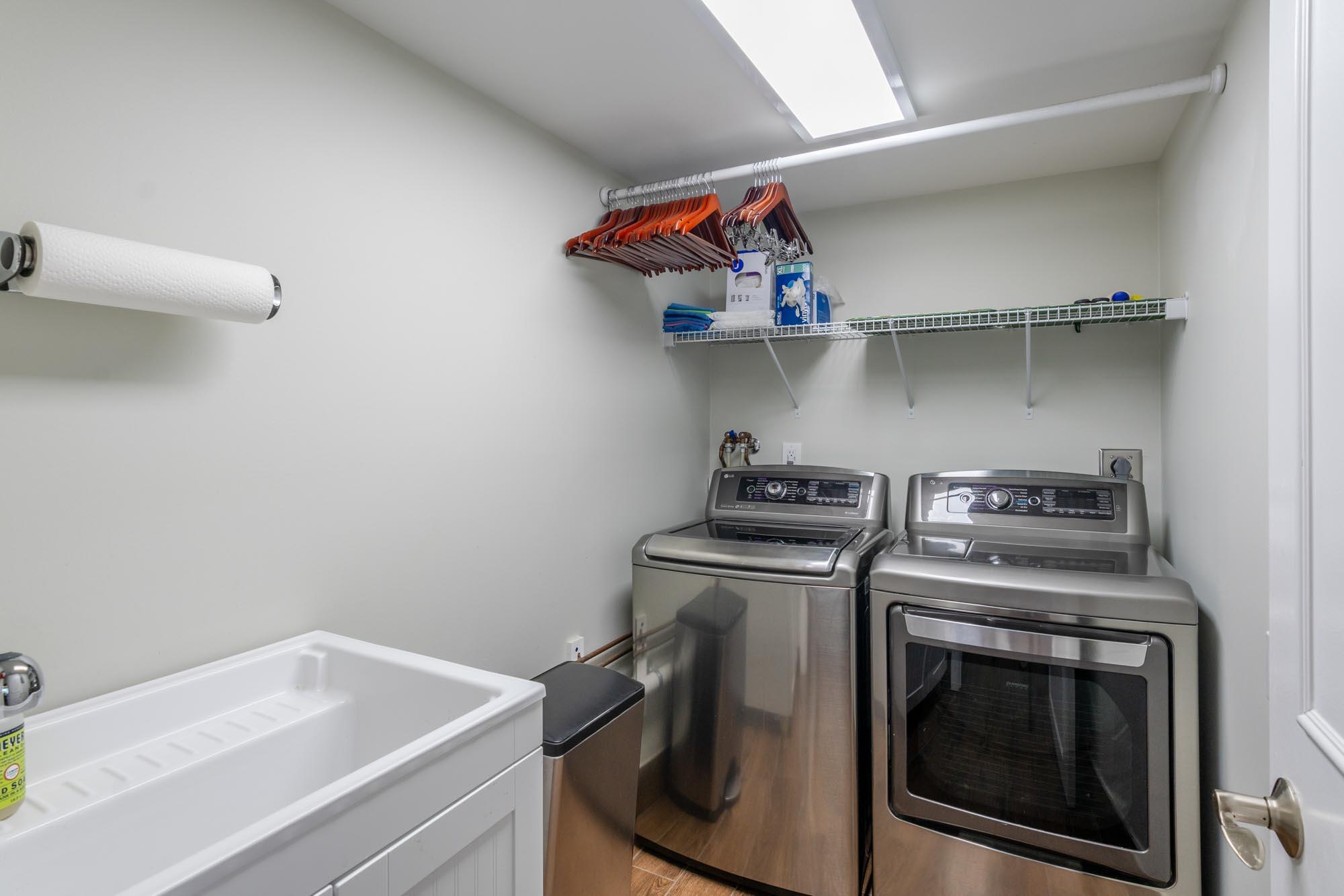 Woodland Lakes - Residential