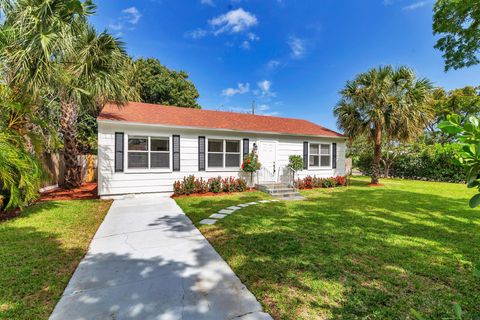 6312 Garden Avenue West Palm Beach FL 33405