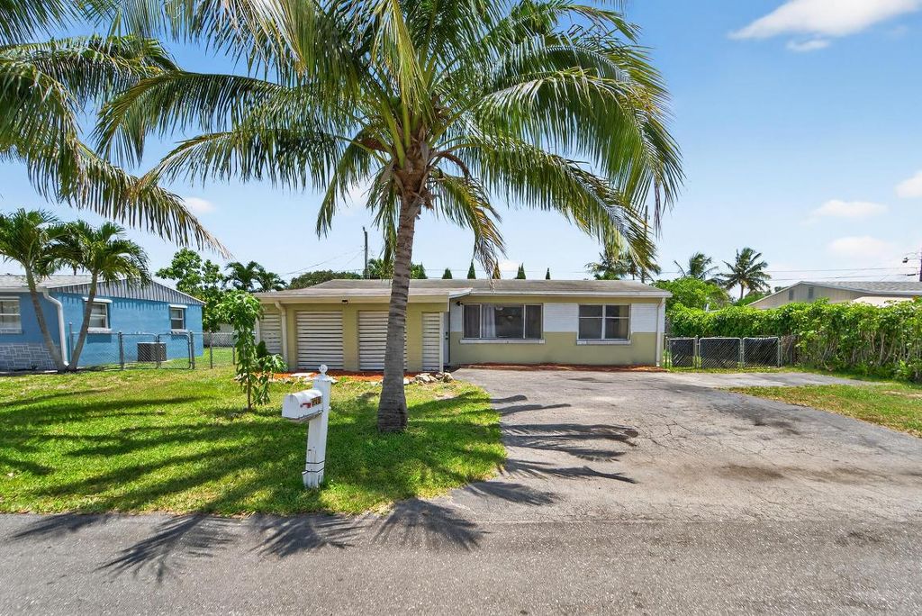 Photo of 4364 N Mary Circle, Palm Beach Gardens, FL 33410 (MLS # R11126156)