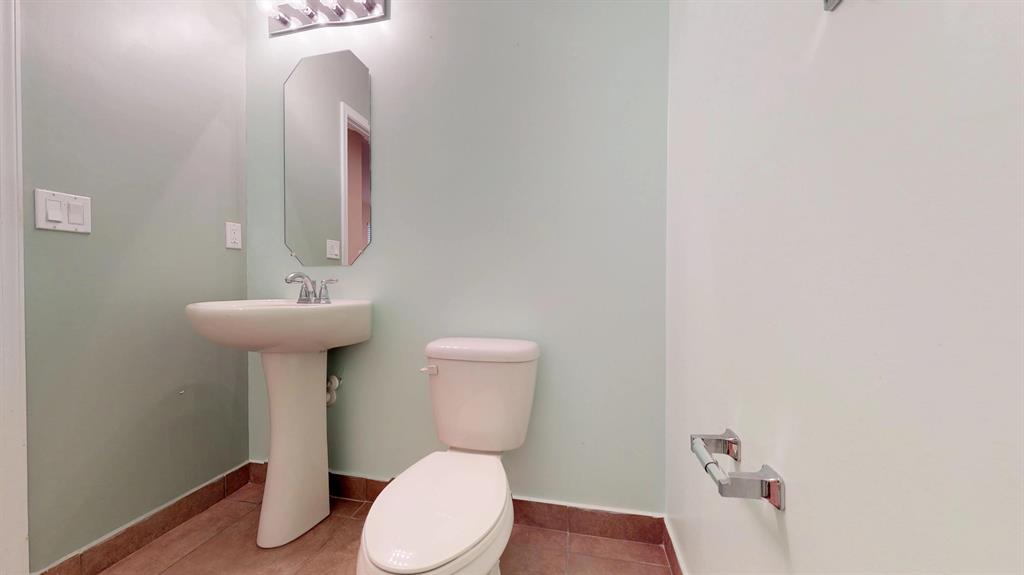 Pine Grove,River Bridge - Residential