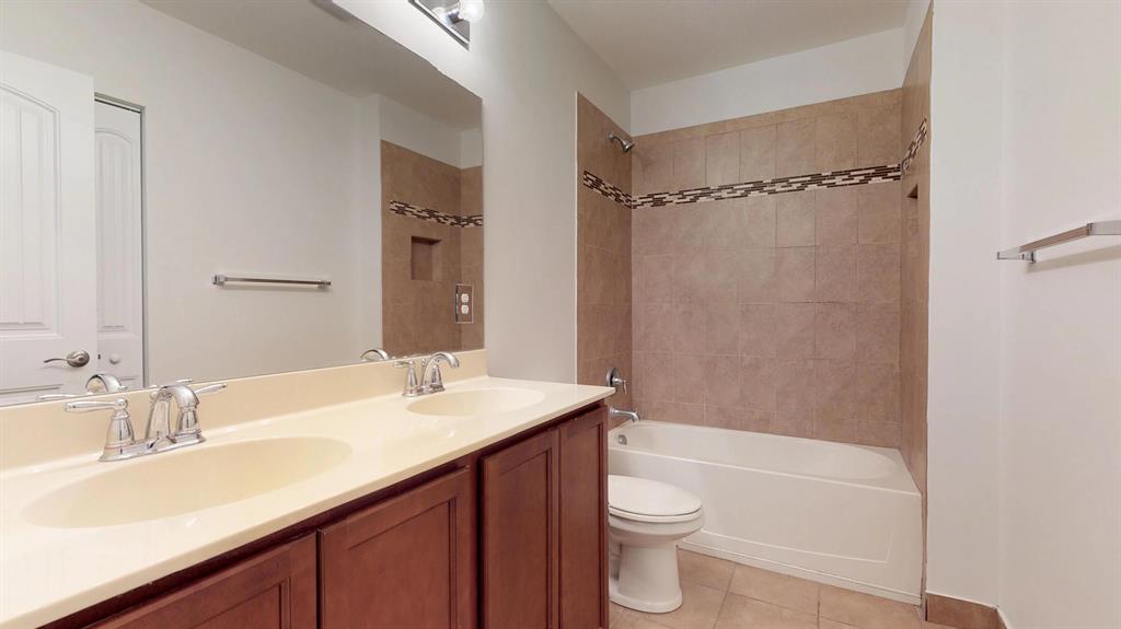 Pine Grove,River Bridge - Residential