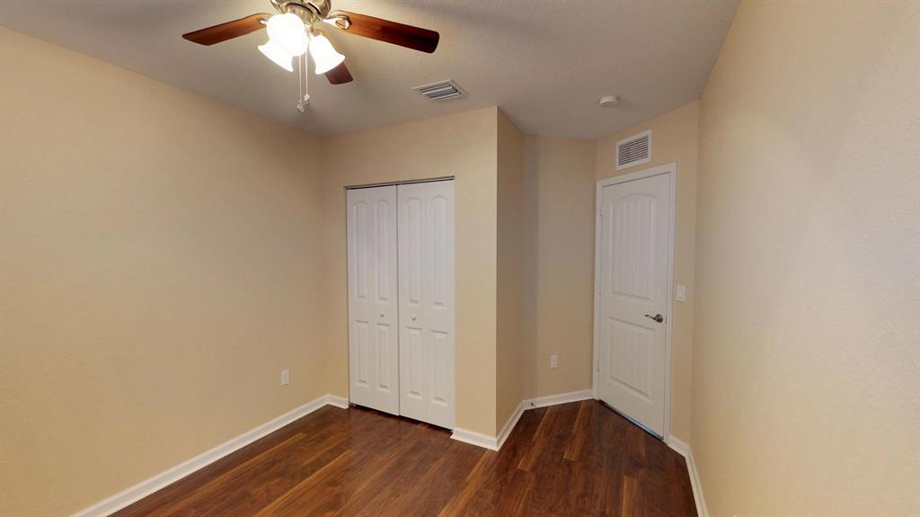 Pine Grove,River Bridge - Residential