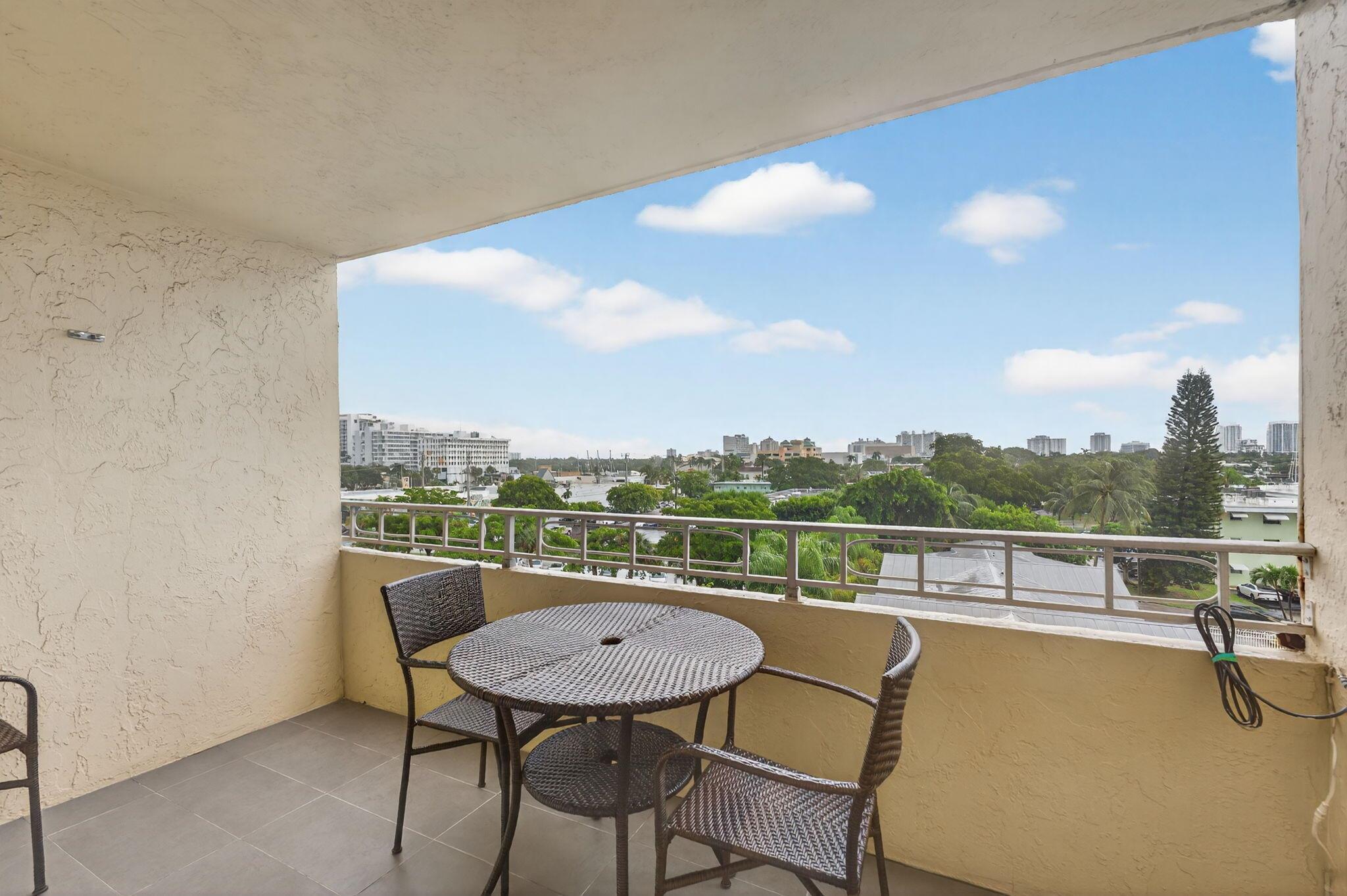 VICTORIA PARK TOWER CONDO - Residential