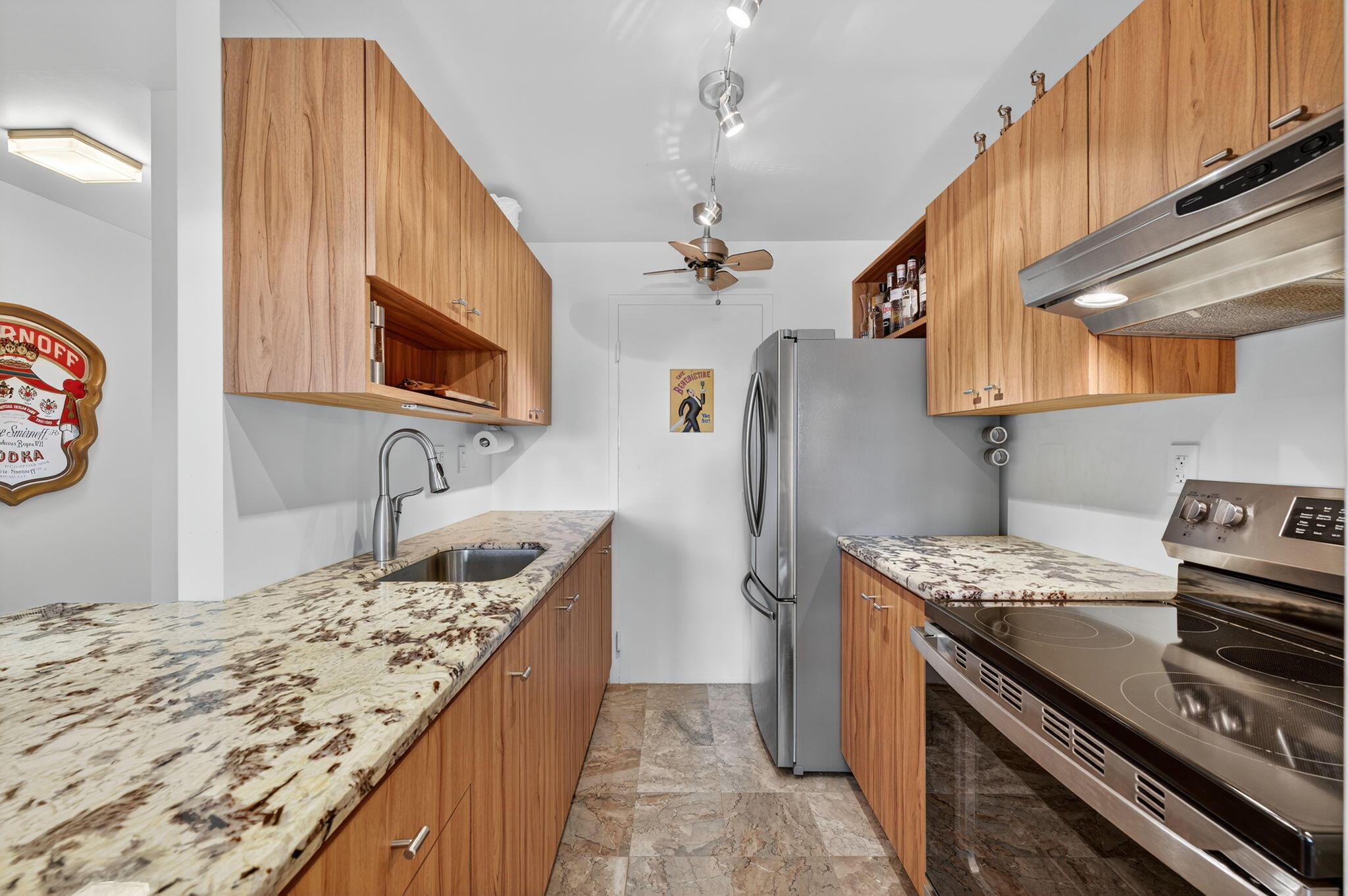 900 NE 18th Avenue 506