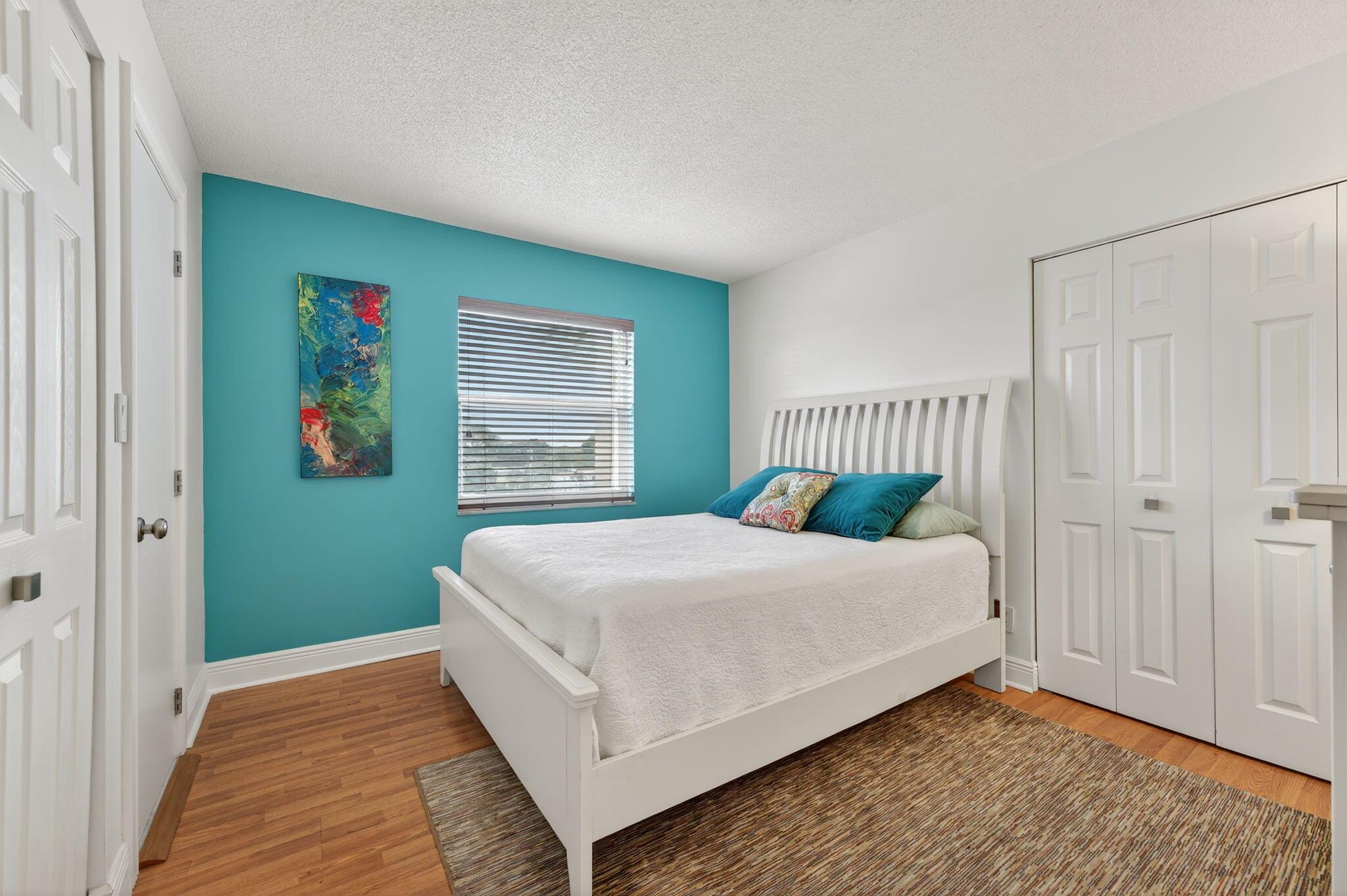 VICTORIA PARK TOWER CONDO - Residential