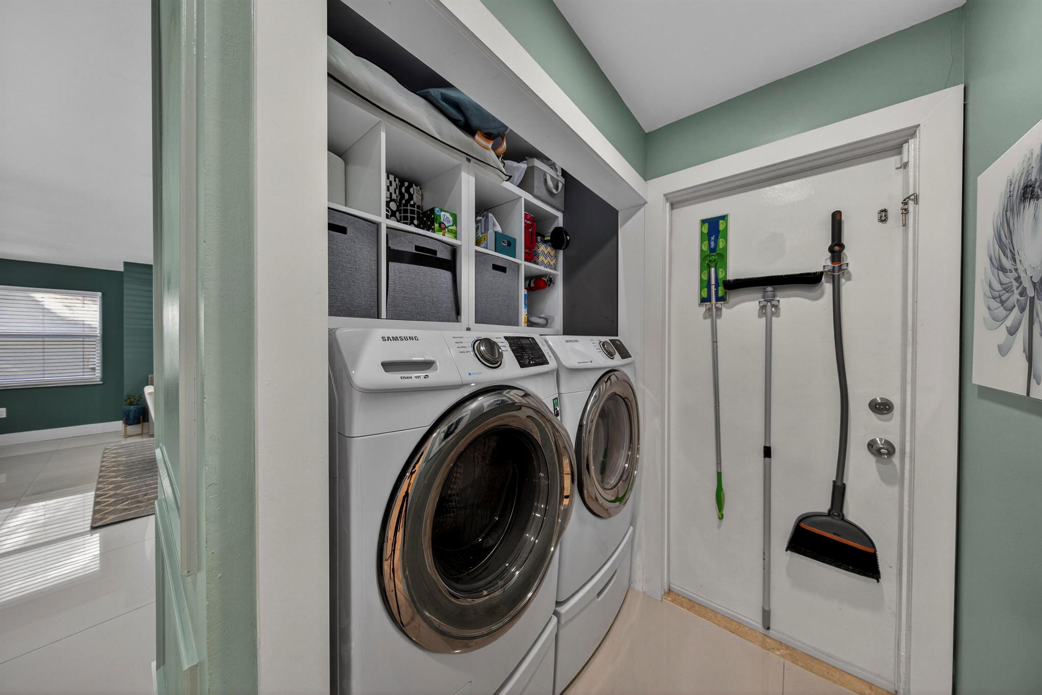 RAINBOW LAKES TR E - Residential