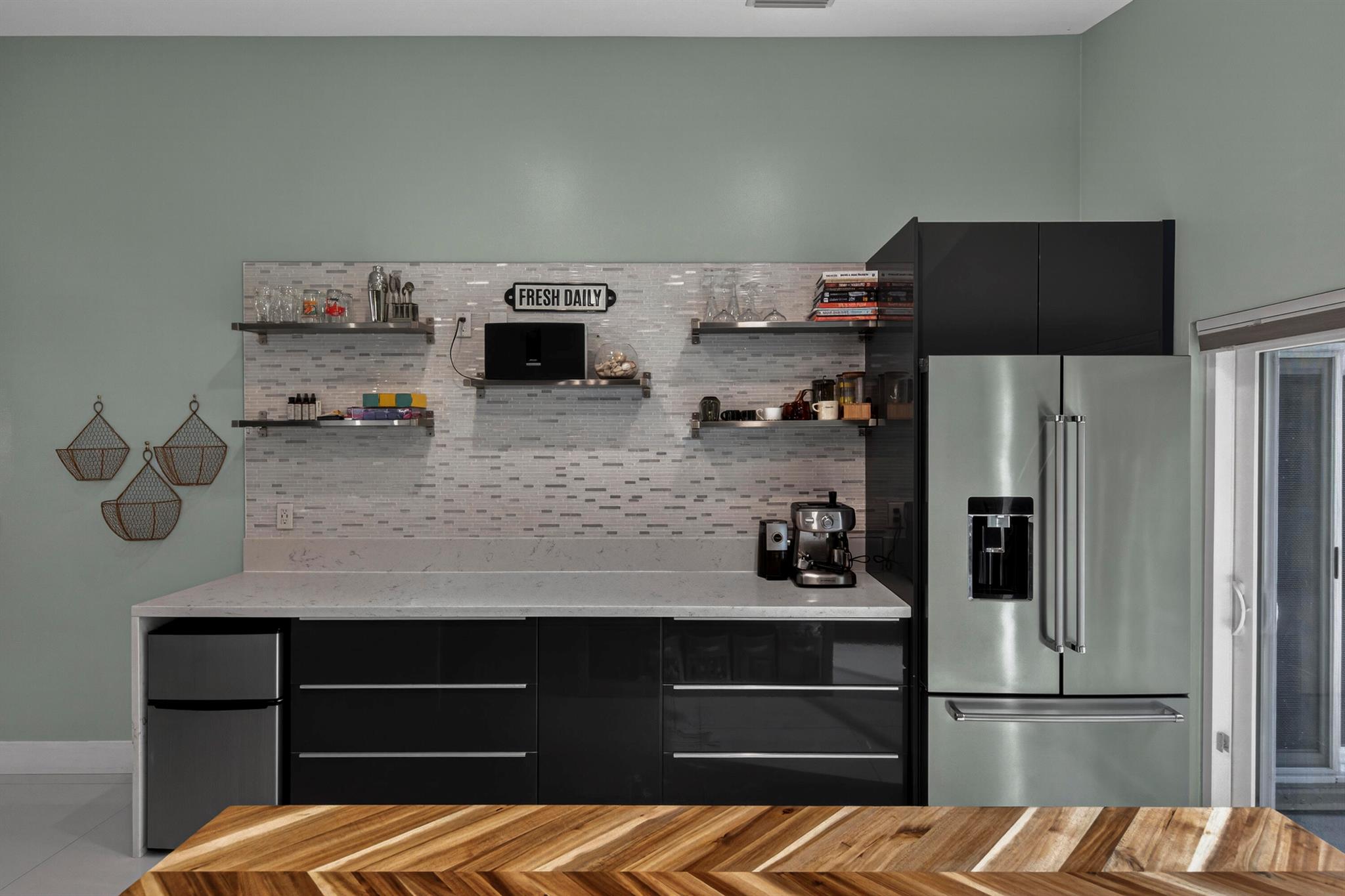 RAINBOW LAKES TR E - Residential