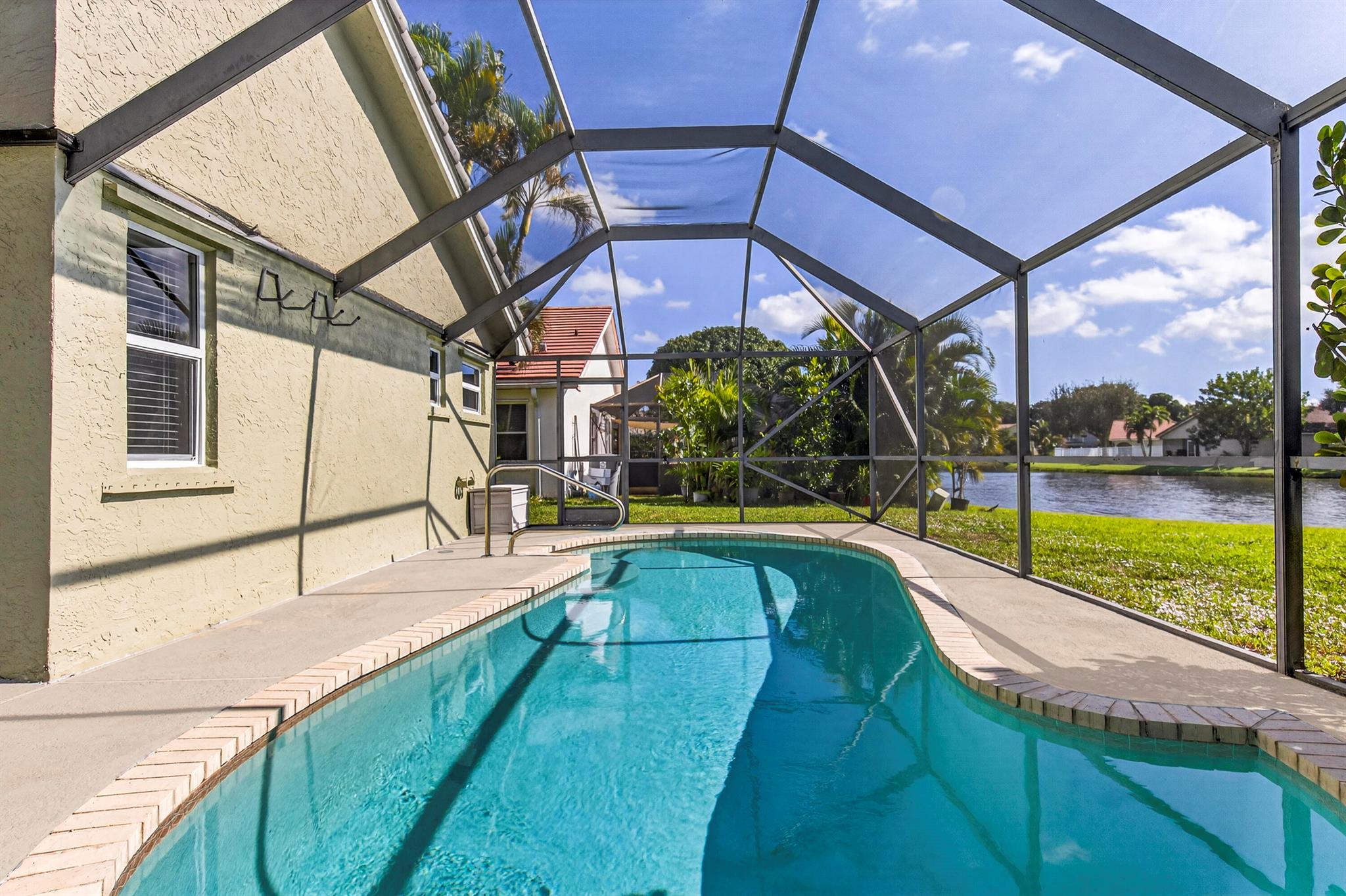 RAINBOW LAKES TR E - Residential