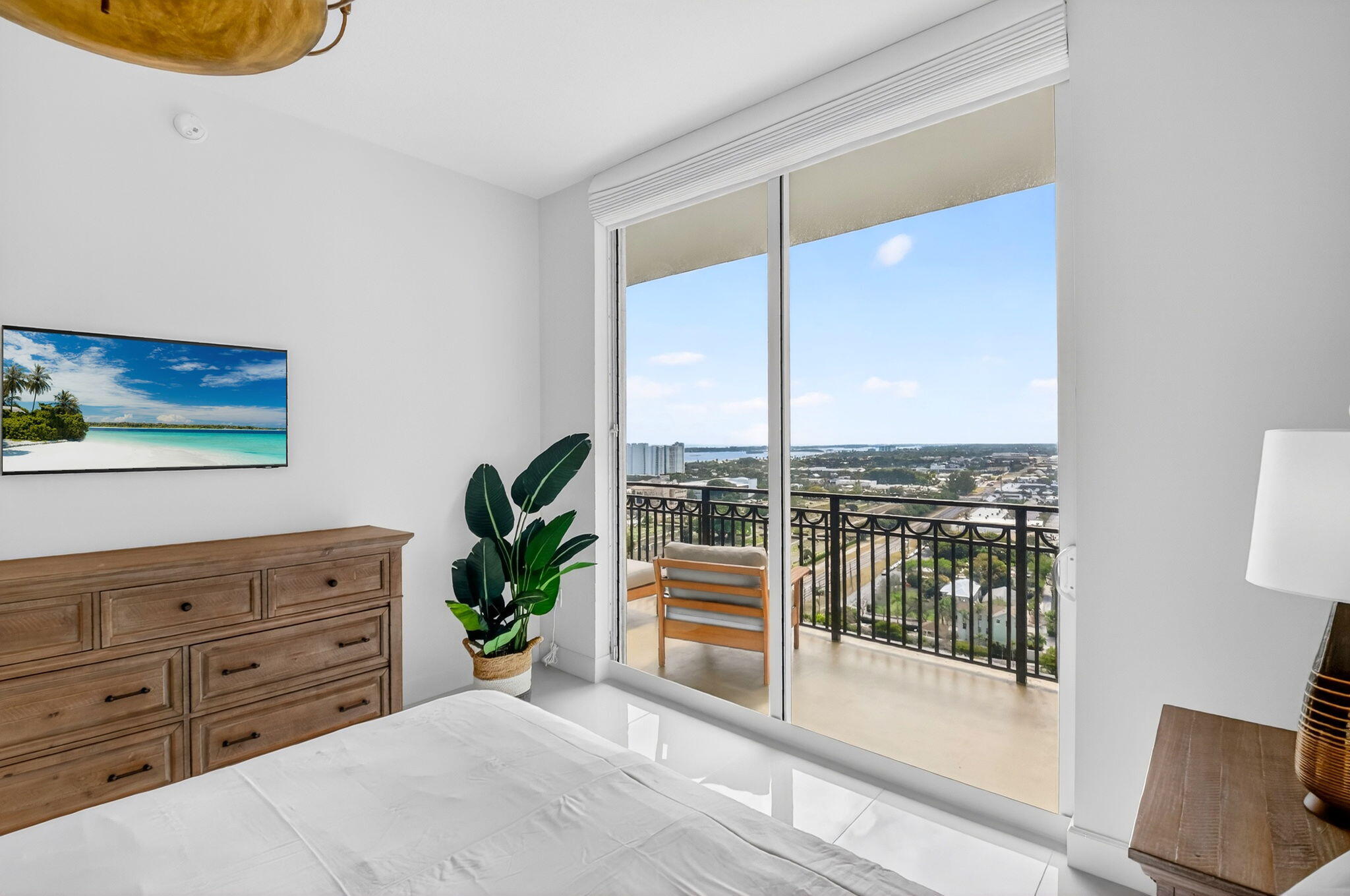 CITYPLACE SOUTH TOWER CONDO - Residential Lease