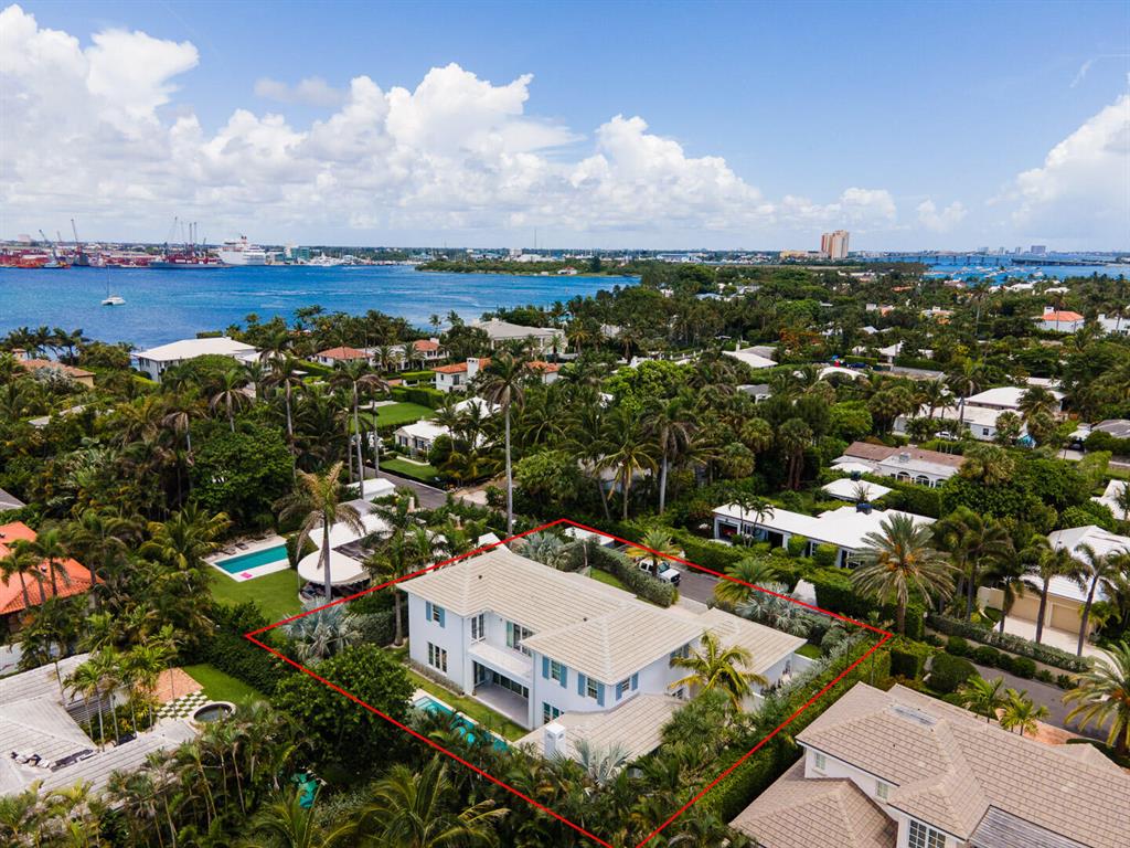 ESPLANADE ESTATES - Residential