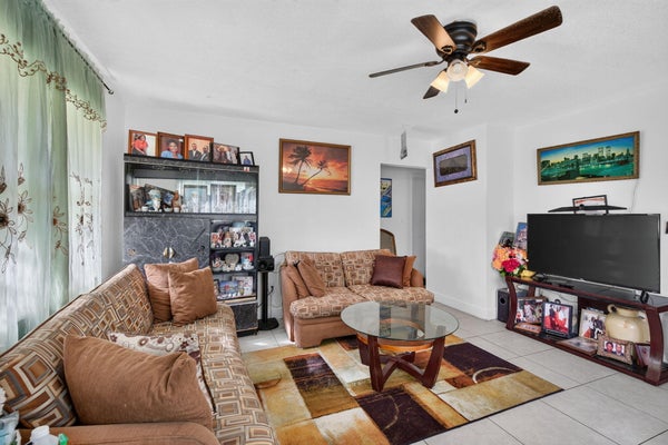 6156 SW 34TH ST # 1-2, MIRAMAR, FL 33023 - Image d1e258c6046511b2eb532e76155fa13e/2358269838