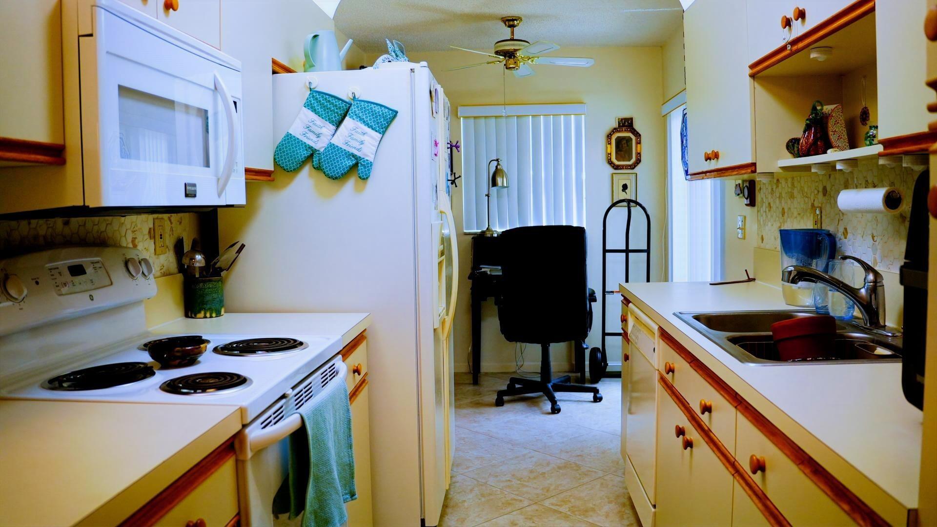 HIGH POINT OF DELRAY WEST - Residential