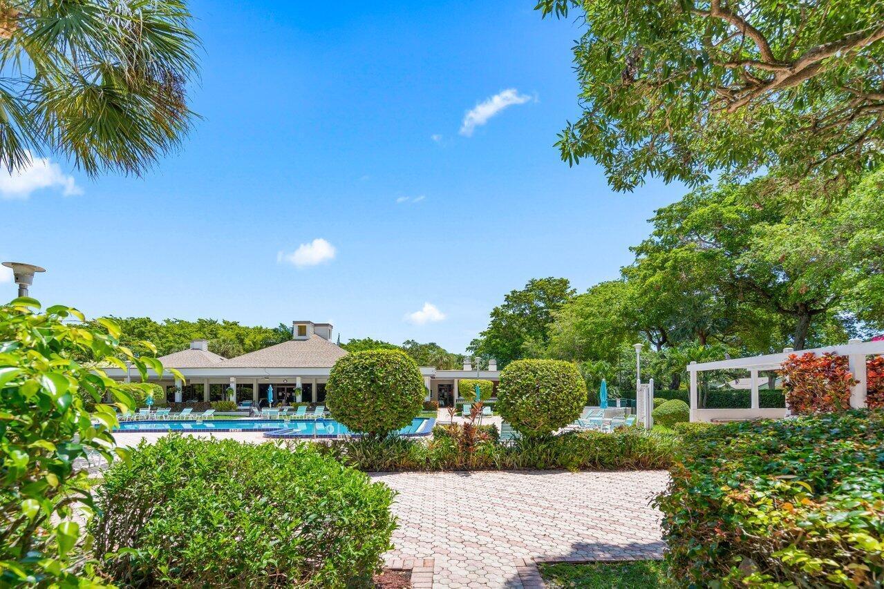 SOUTHWINDS AT CROSSWINDS CONDO - Residential Lease