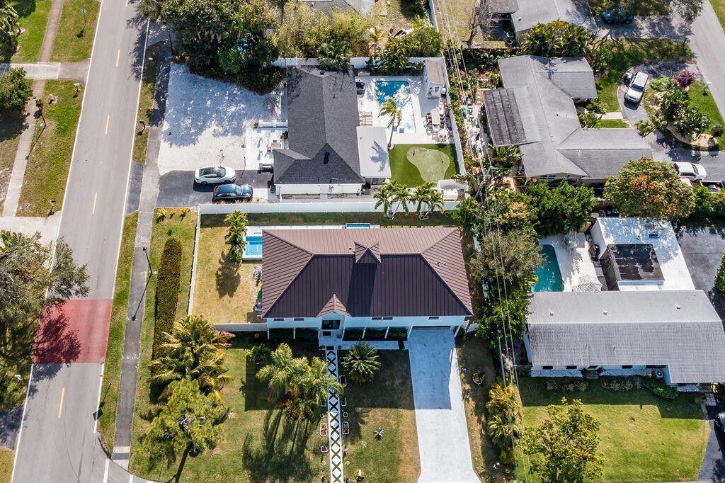 Jupiter In the Pines - Residential Lease