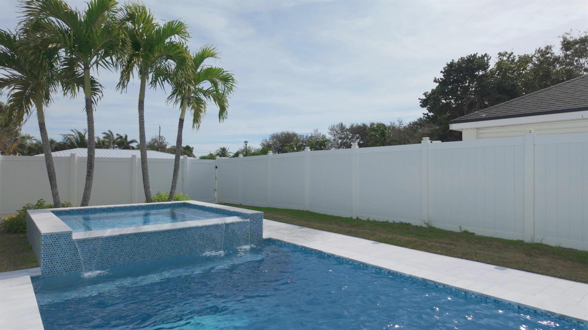 Jupiter In the Pines - Residential Lease