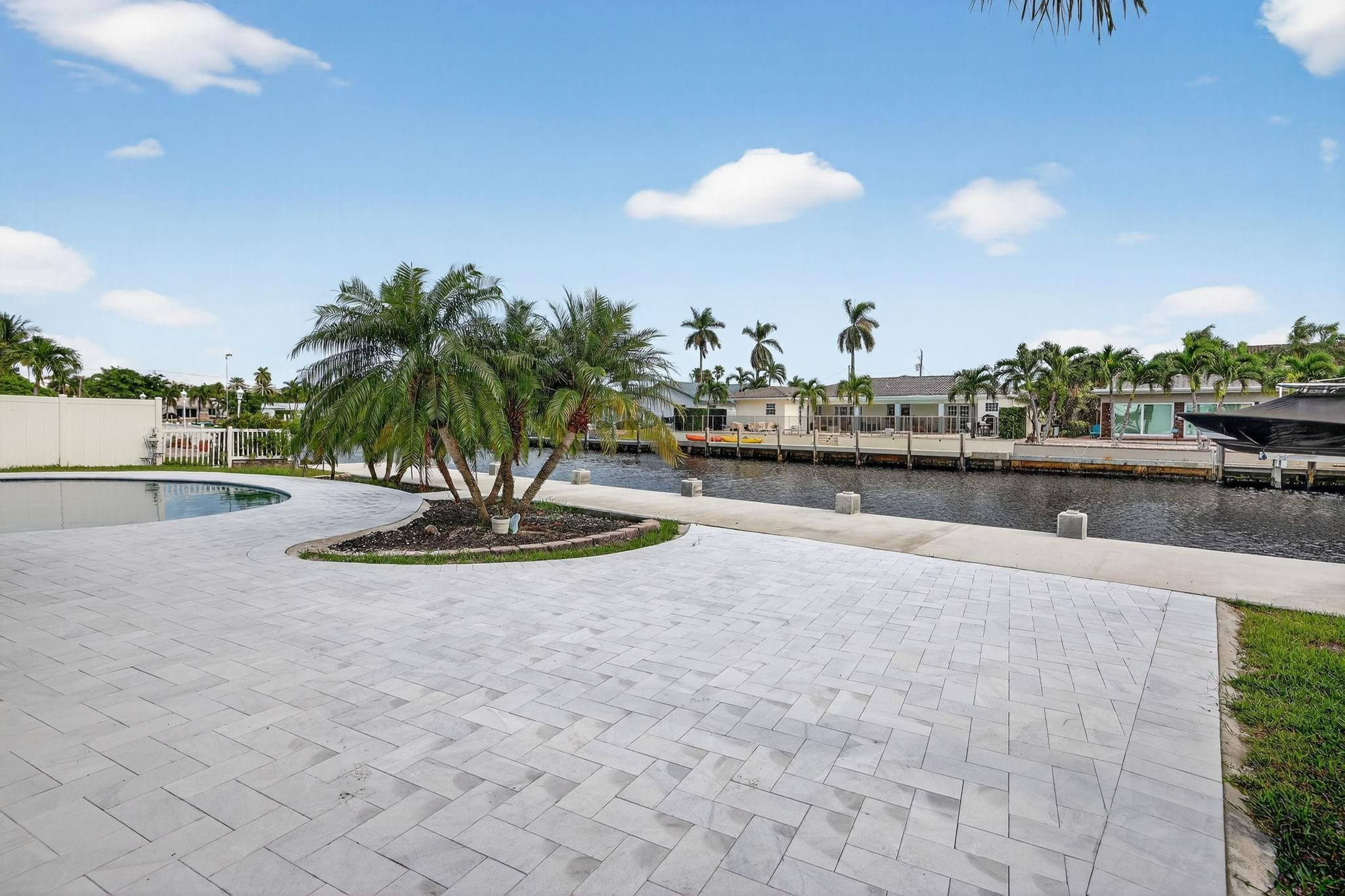 LAKE ESTATES ADD - Residential Lease