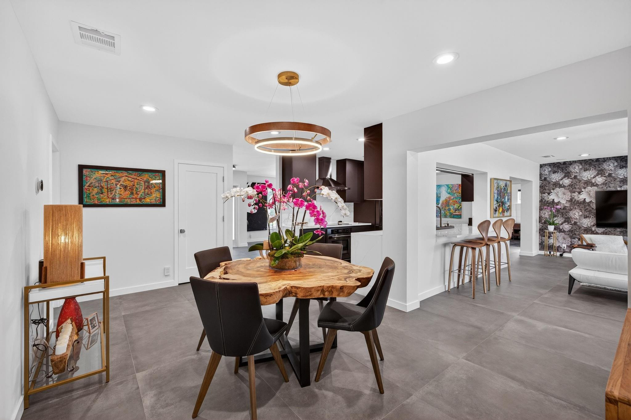 LAKE ESTATES ADD - Residential Lease