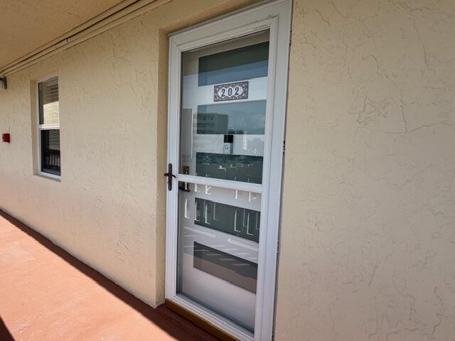 MEADOWBROOK LAKES VIEW CONDO - Residential