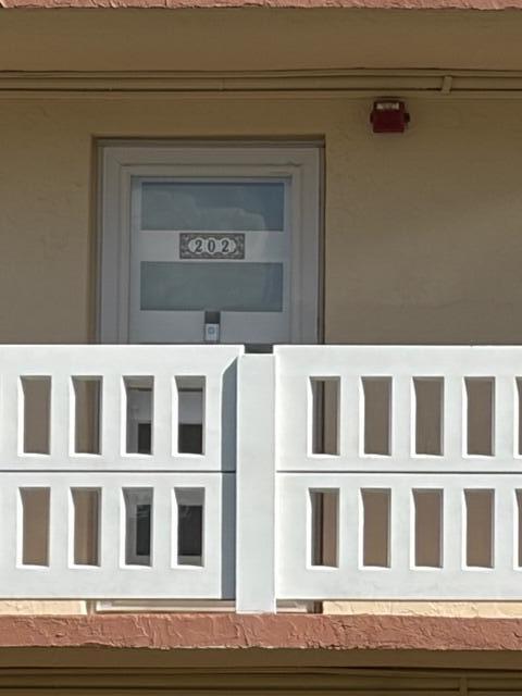 MEADOWBROOK LAKES VIEW CONDO - Residential