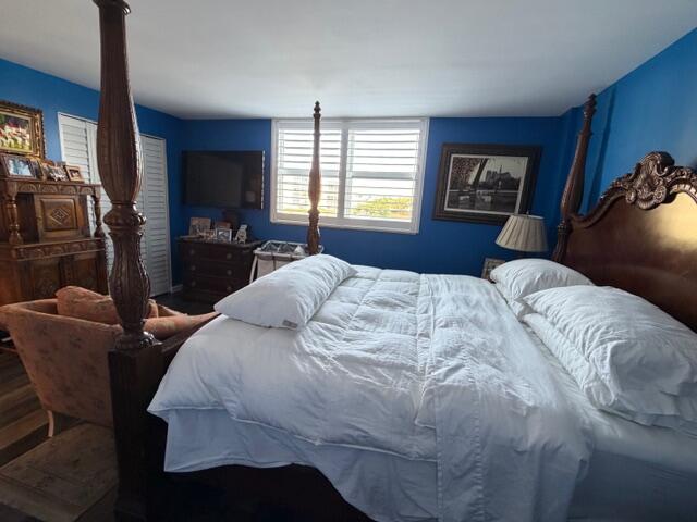 MEADOWBROOK LAKES VIEW CONDO - Residential