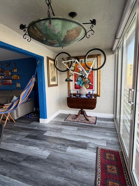 MEADOWBROOK LAKES VIEW CONDO - Residential