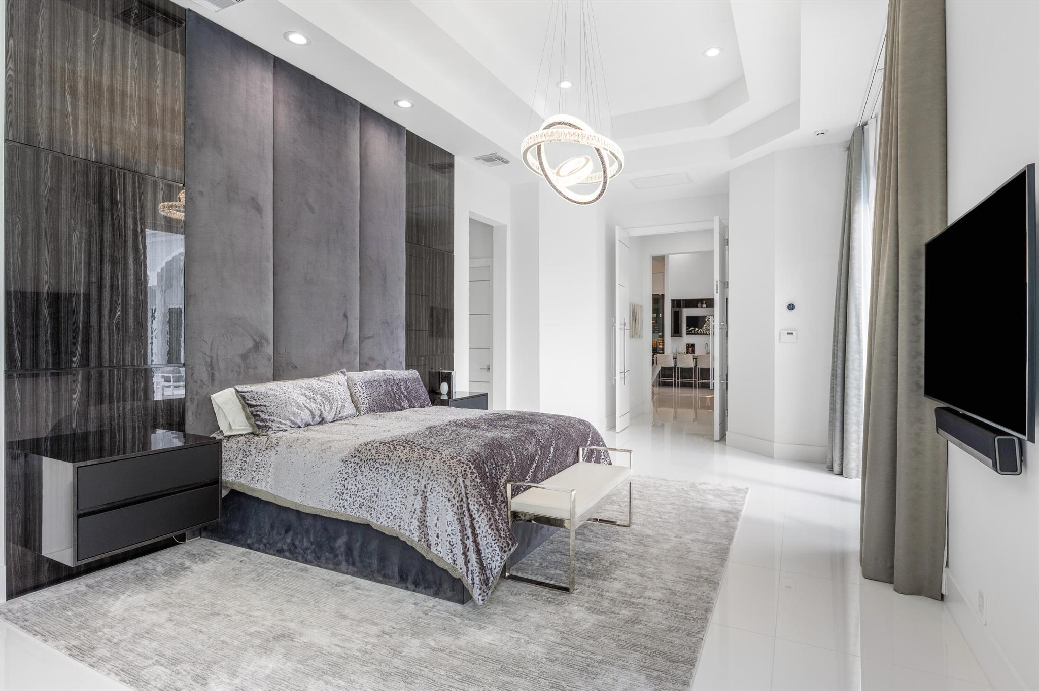 VINTAGE OAKS / POLO CLUB - Residential