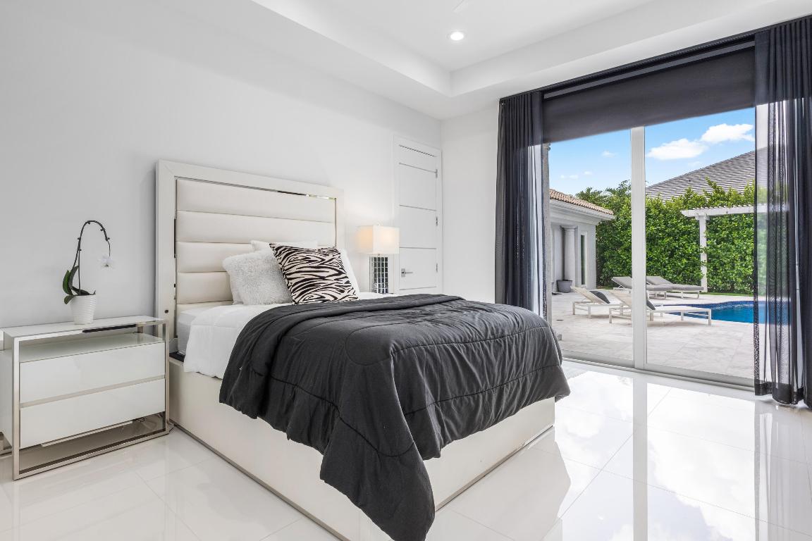 VINTAGE OAKS / POLO CLUB - Residential