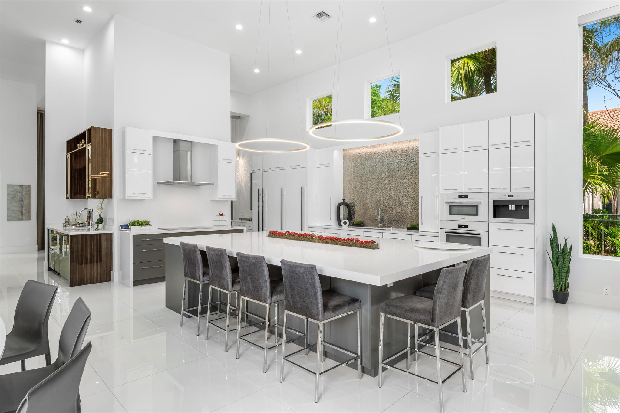 VINTAGE OAKS / POLO CLUB - Residential