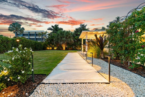 Tiny photo for 3437 Palm Court, Jupiter, FL 33469 (MLS # B26083858)