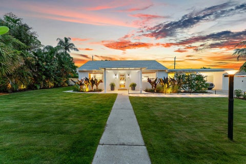 Tiny photo for 3437 Palm Court, Jupiter, FL 33469 (MLS # B26083858)