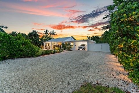 Tiny photo for 3437 Palm Court, Jupiter, FL 33469 (MLS # B26083858)