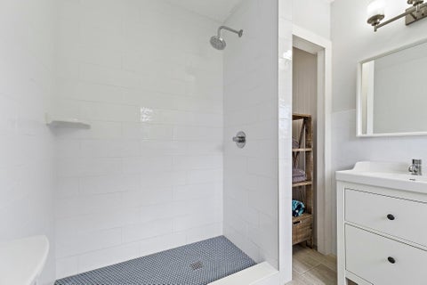 Tiny photo for 3437 Palm Court, Jupiter, FL 33469 (MLS # B26083858)