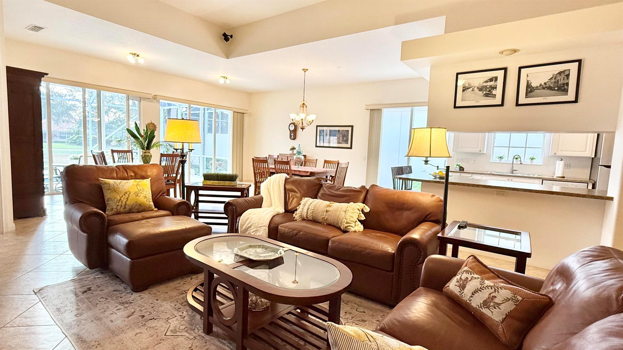 RIVERWALK - Residential