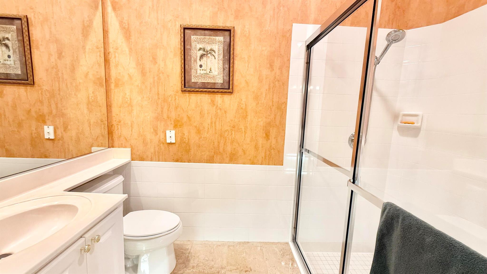 RIVERWALK - Residential