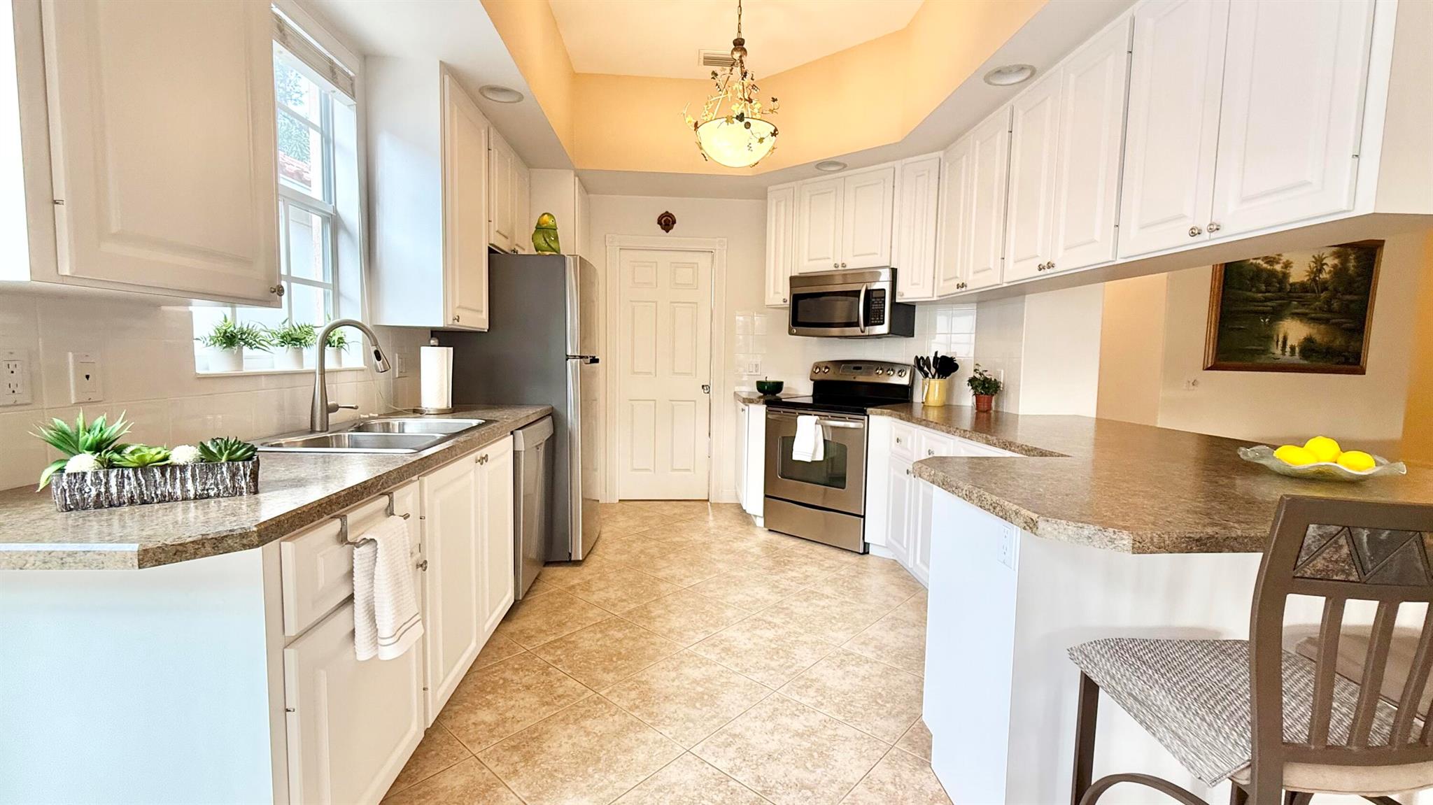 RIVERWALK - Residential