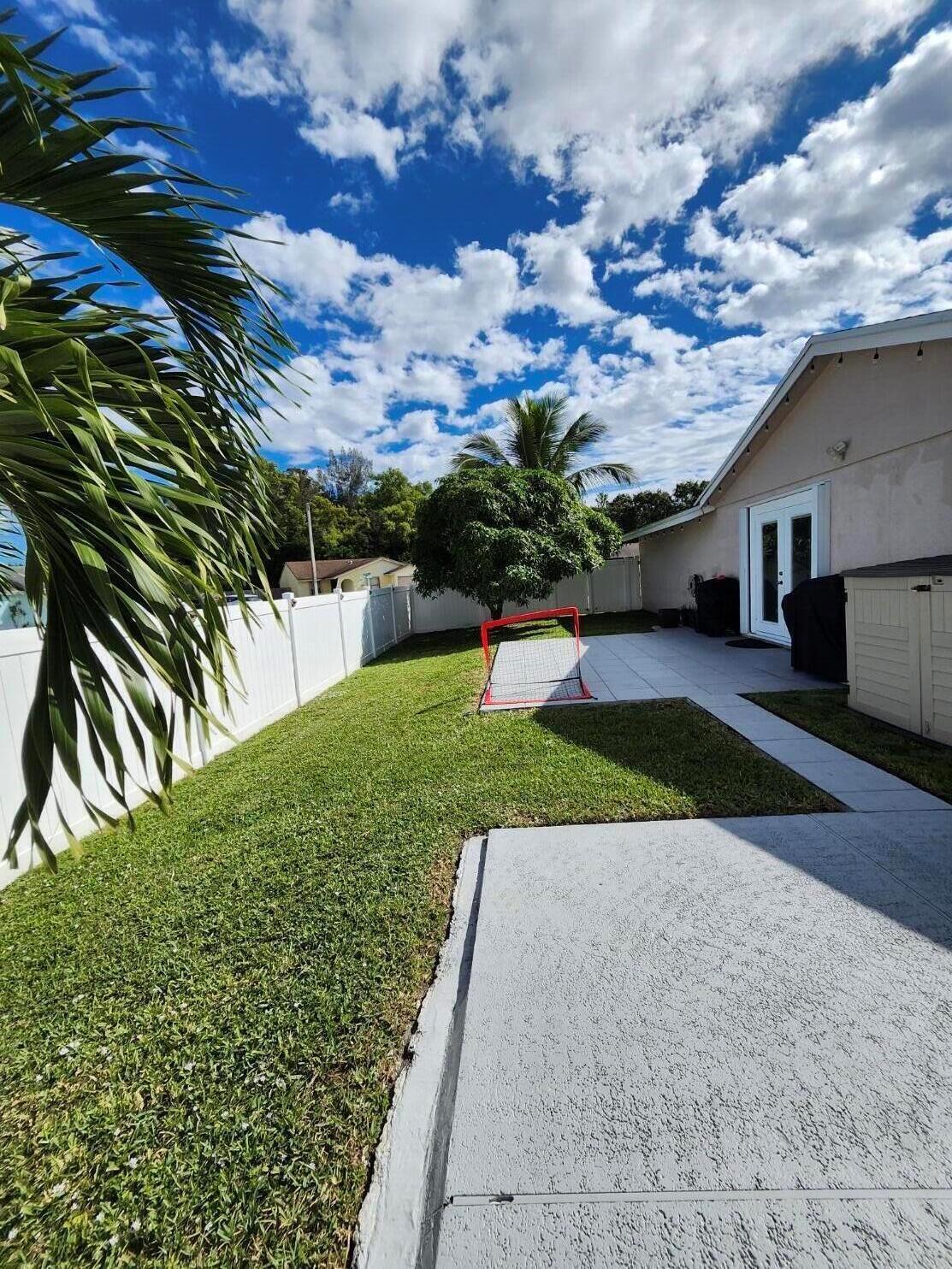 COUNTERPOINT ESTATES 10 - Residential