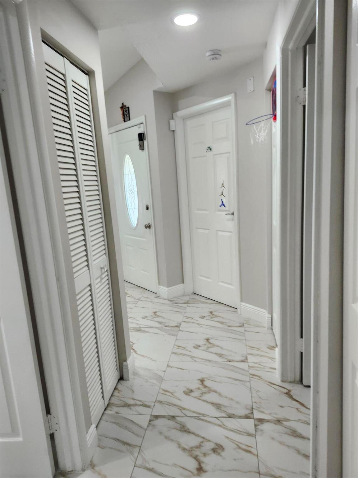 COUNTERPOINT ESTATES 10 - Residential