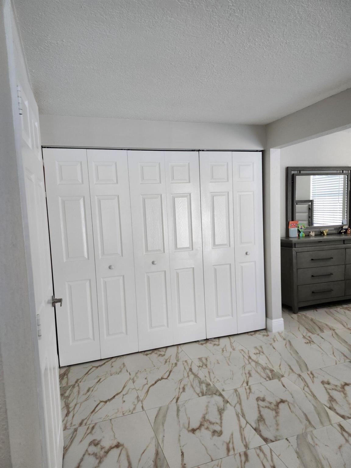 COUNTERPOINT ESTATES 10 - Residential