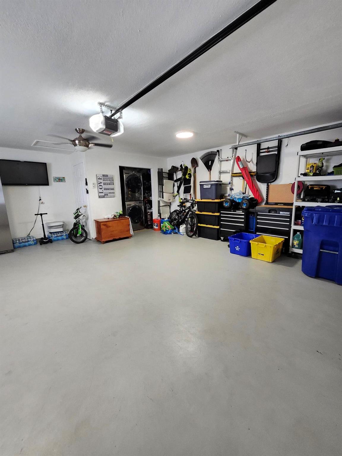 COUNTERPOINT ESTATES 10 - Residential