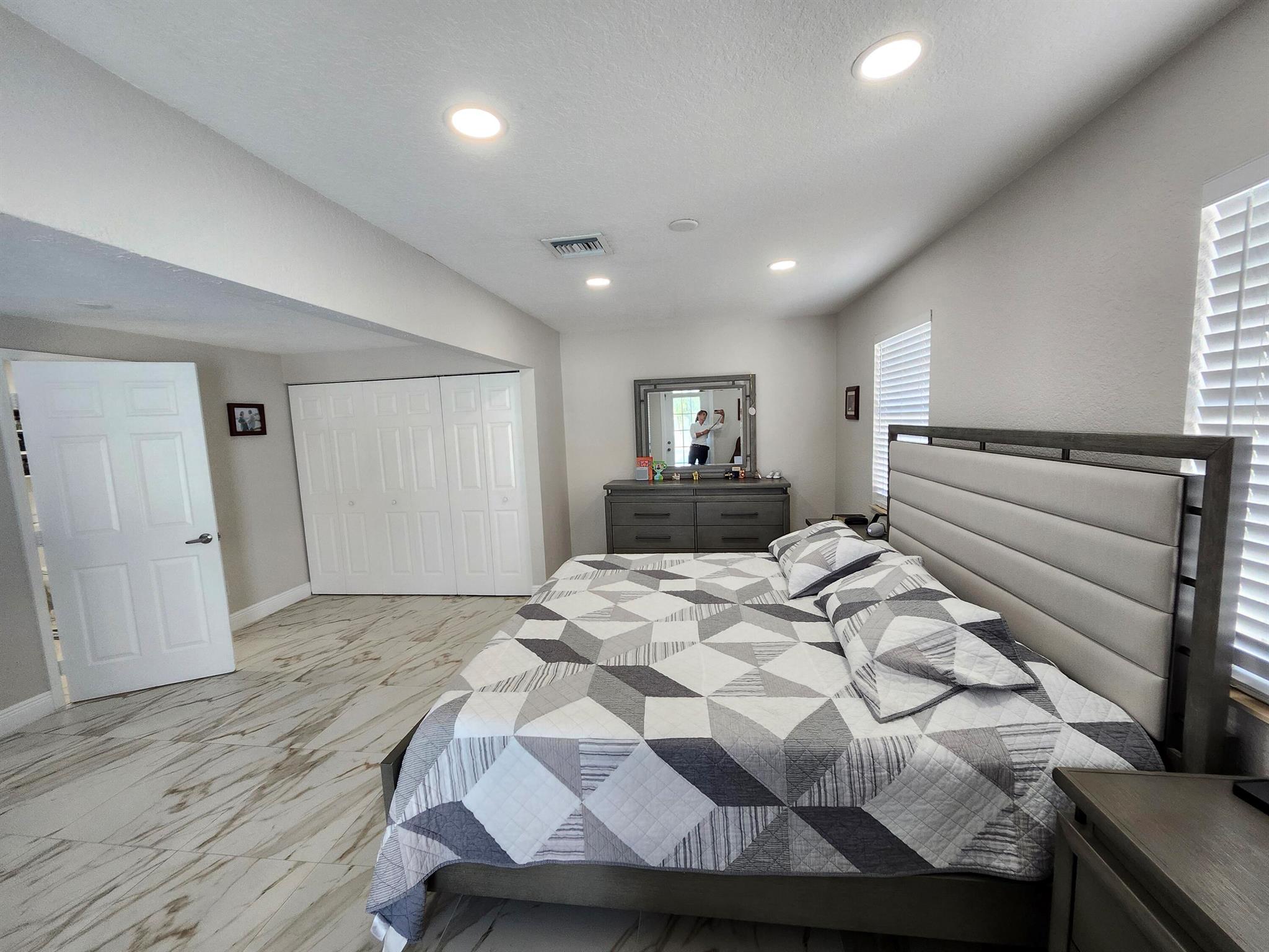 COUNTERPOINT ESTATES 10 - Residential