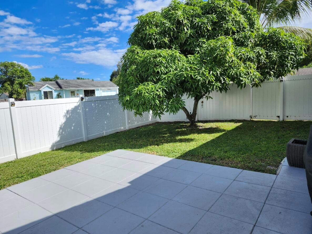 COUNTERPOINT ESTATES 10 - Residential