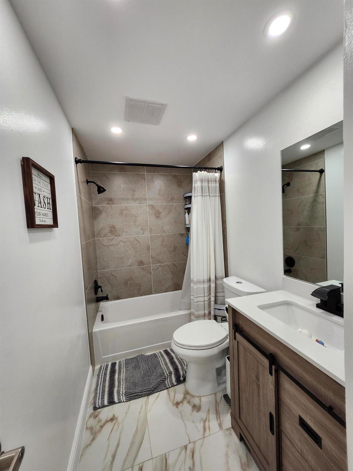 COUNTERPOINT ESTATES 10 - Residential