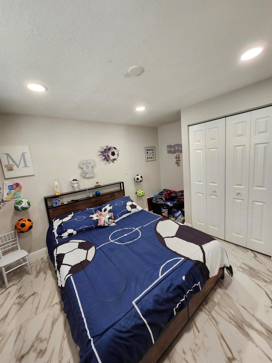 COUNTERPOINT ESTATES 10 - Residential