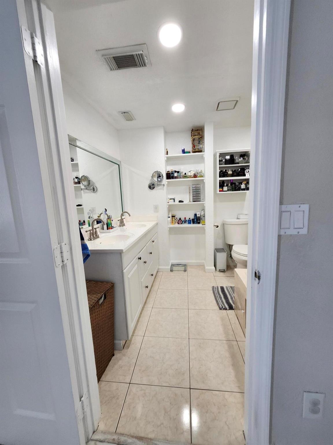 COUNTERPOINT ESTATES 10 - Residential