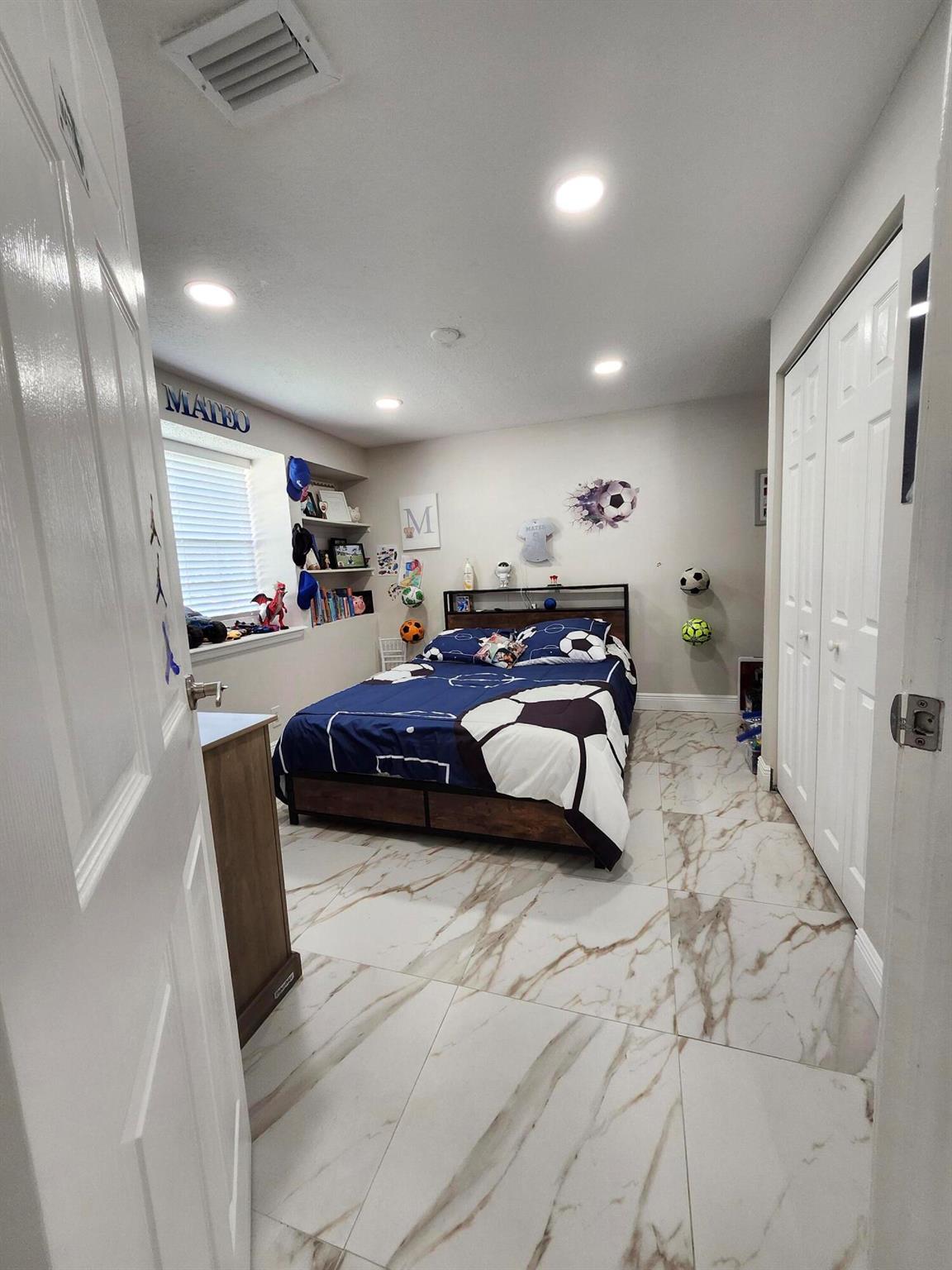 COUNTERPOINT ESTATES 10 - Residential