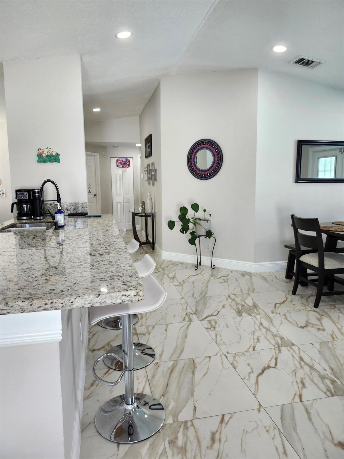 COUNTERPOINT ESTATES 10 - Residential