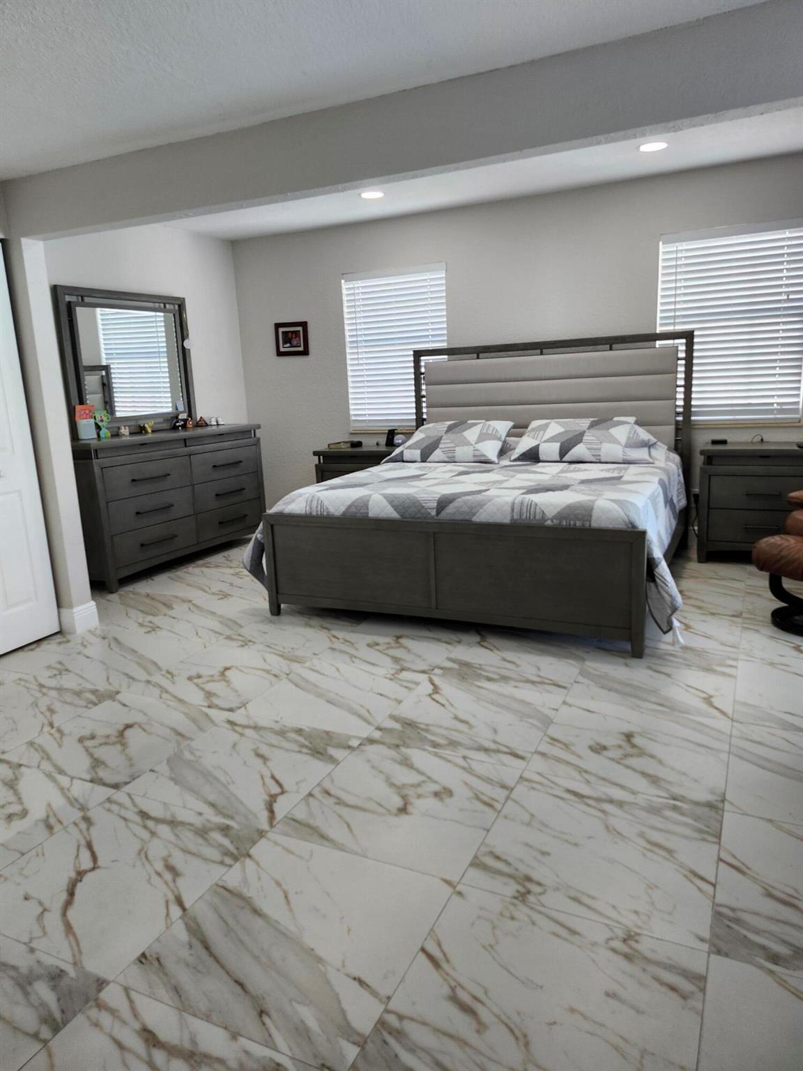 COUNTERPOINT ESTATES 10 - Residential