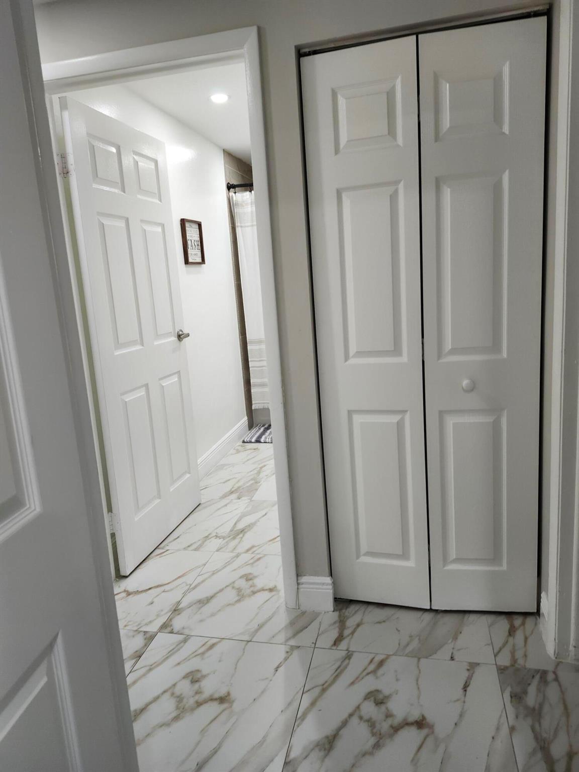 COUNTERPOINT ESTATES 10 - Residential