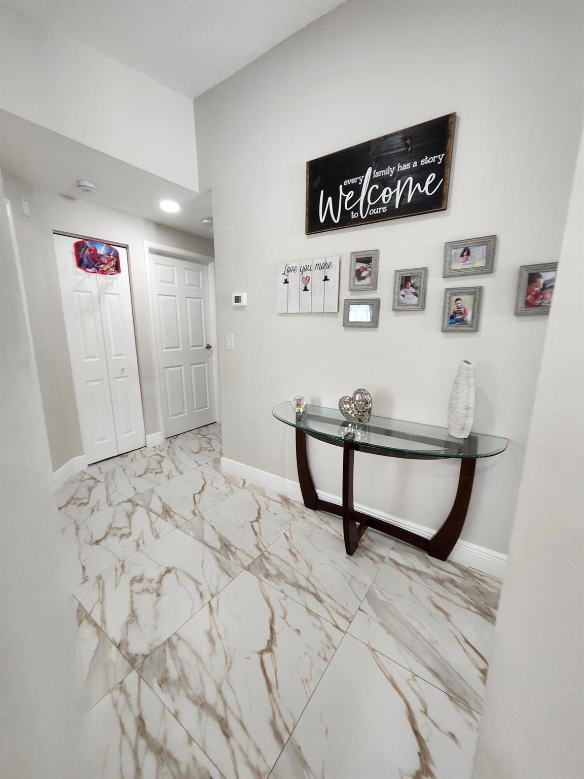 COUNTERPOINT ESTATES 10 - Residential