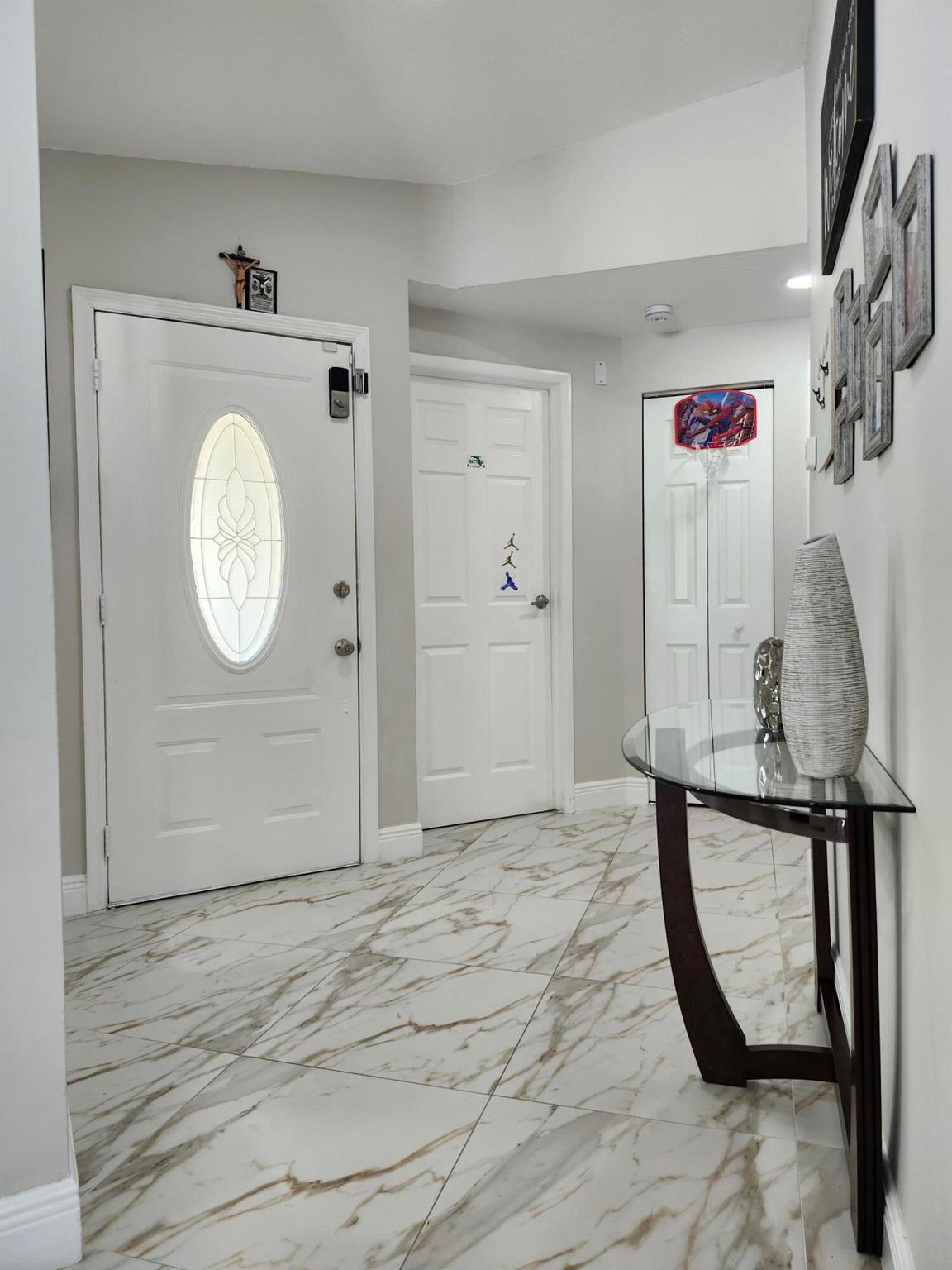 COUNTERPOINT ESTATES 10 - Residential